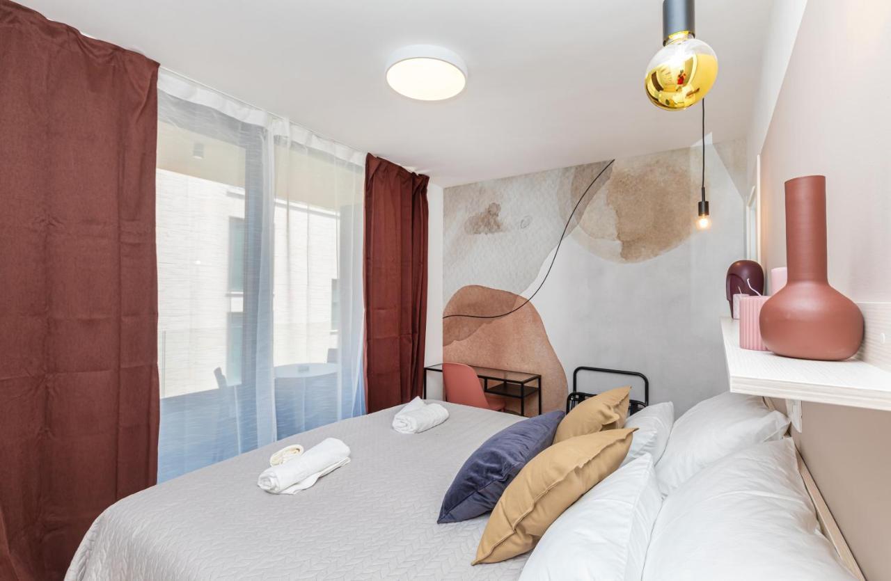 Sunny Lol Port Apartments In The City Centre Dubrovnik Exteriör bild