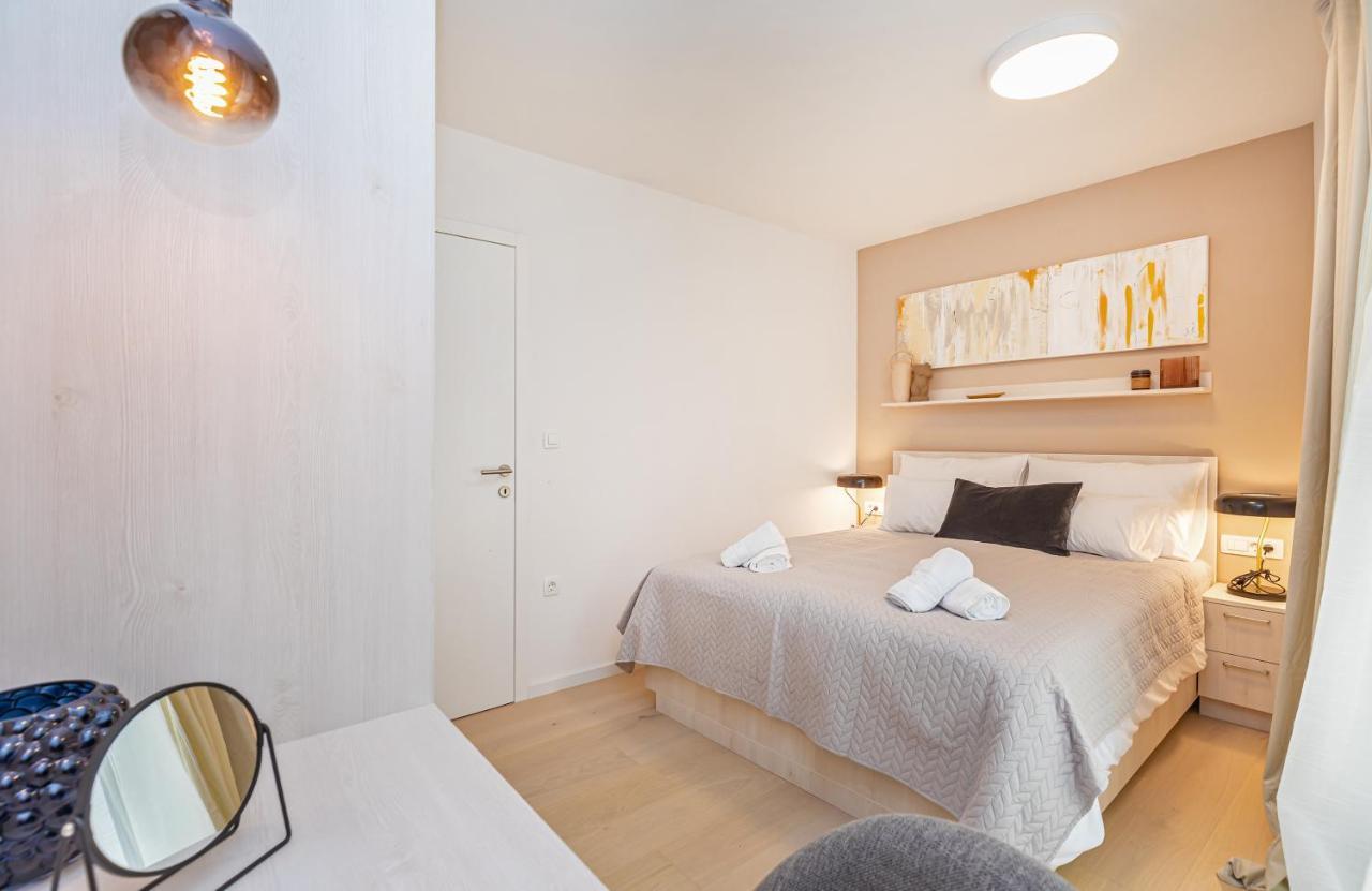 Sunny Lol Port Apartments In The City Centre Dubrovnik Exteriör bild